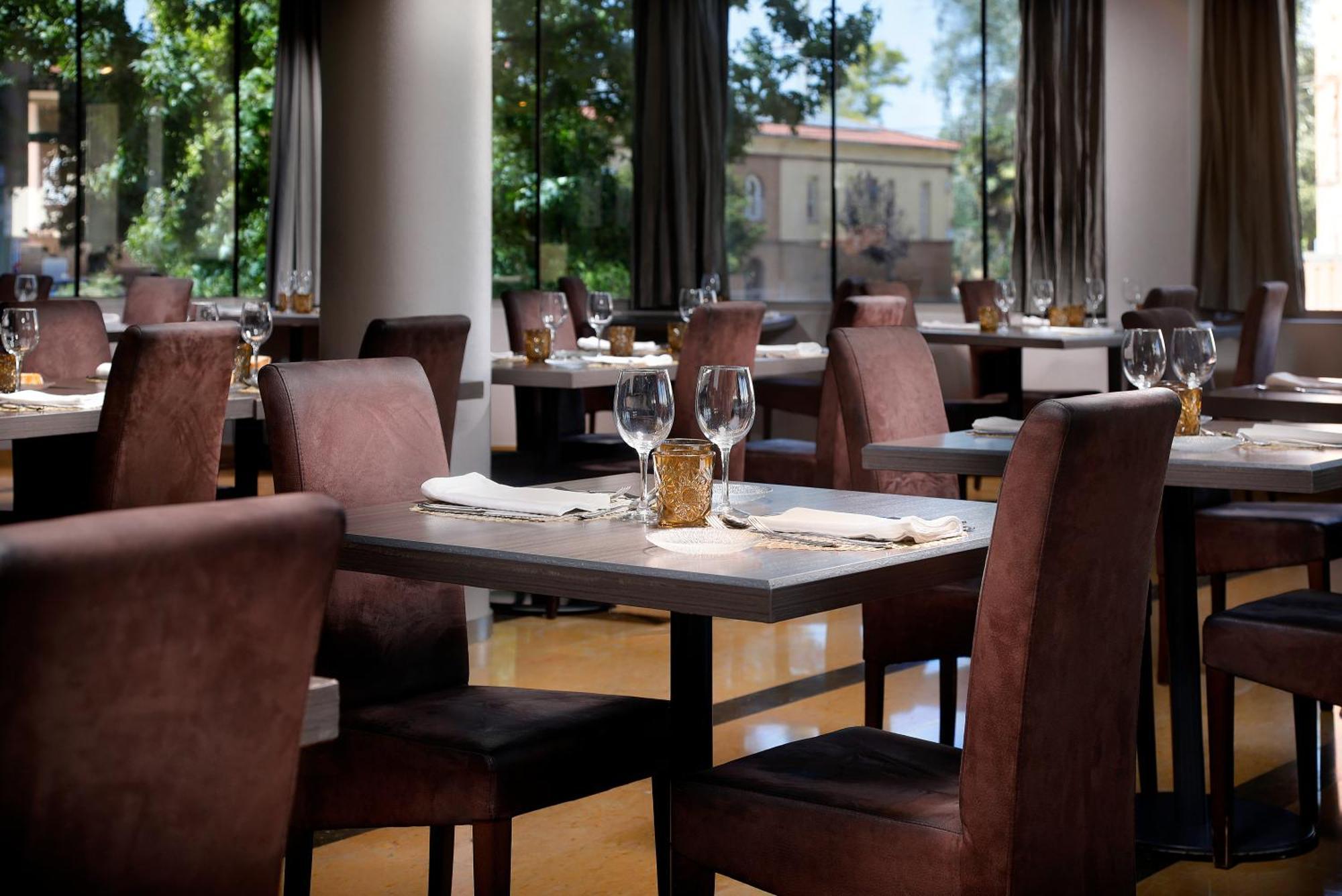 Hotel Masmonzon Ngoại thất bức ảnh