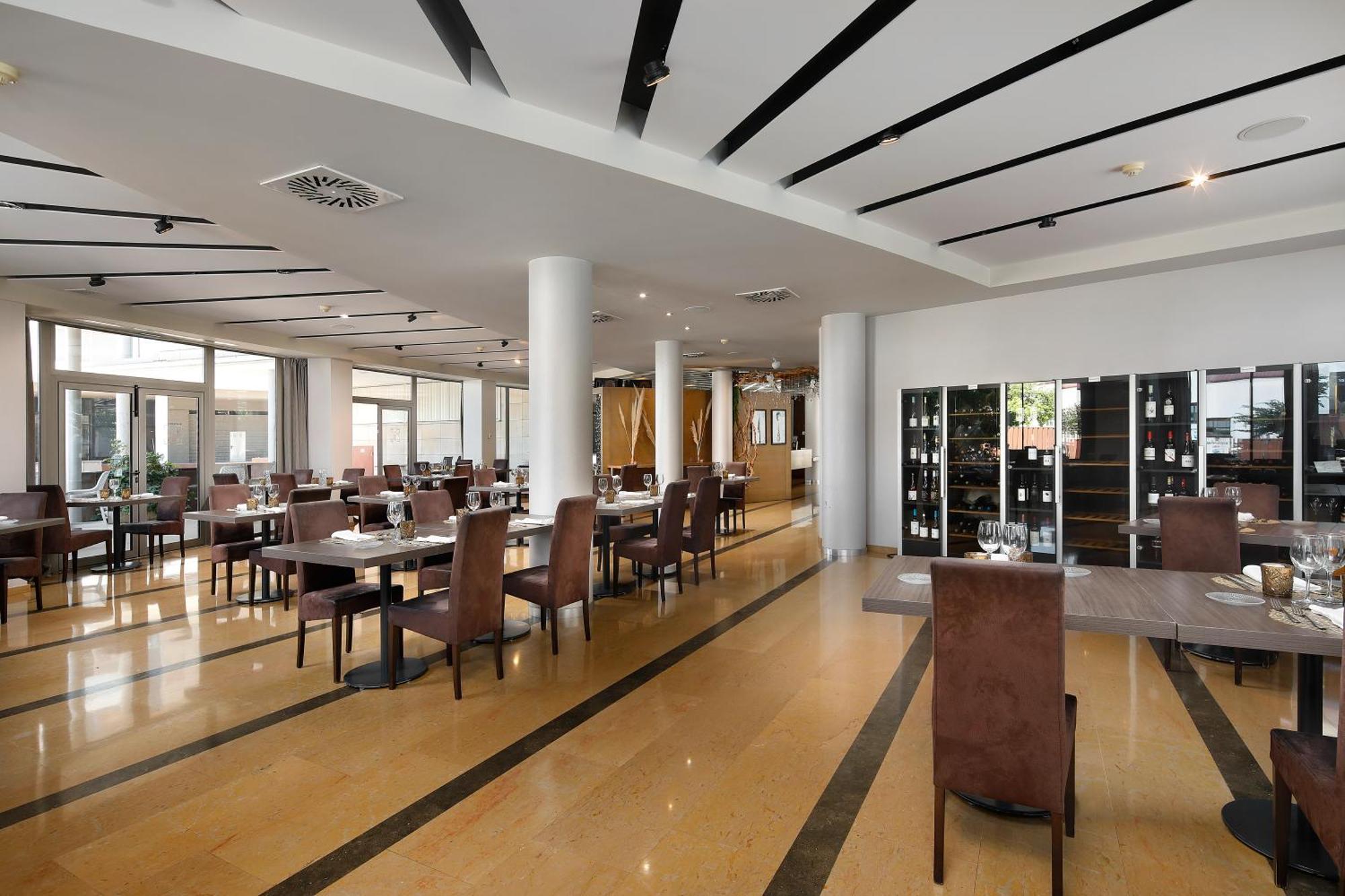 Hotel Masmonzon Ngoại thất bức ảnh