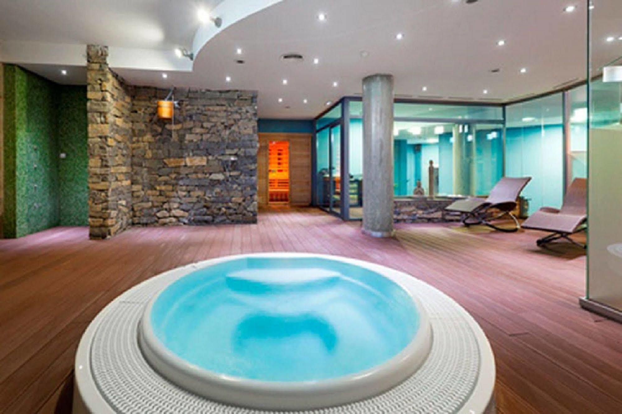 Hotel Masmonzon Ngoại thất bức ảnh